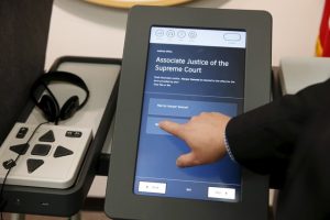 وزیر ارتباطات خبر داد: پوشش ۱۰۰ درصدی شعب و انجام ۹۹ درصدی استعلامات برخط در انتخابات